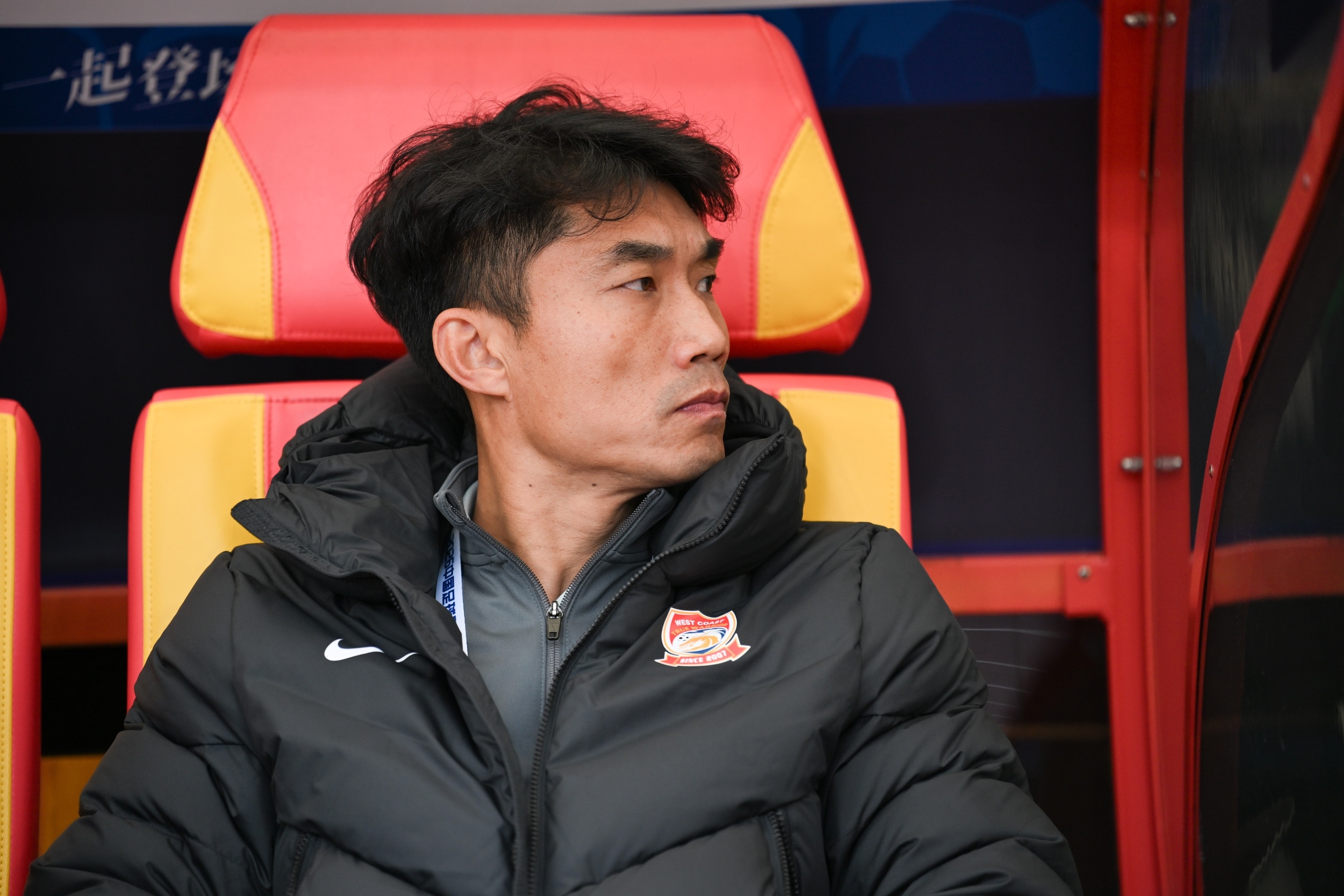 百度直播-半岛都市报点评西海岸输海港：上半场可圈可点，下半场应对不足